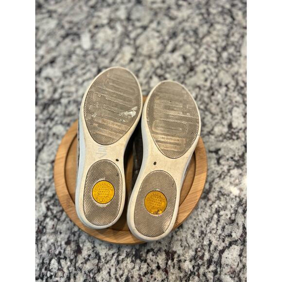 Fitflop slip on shoes size 8 - Picture 7 of 9